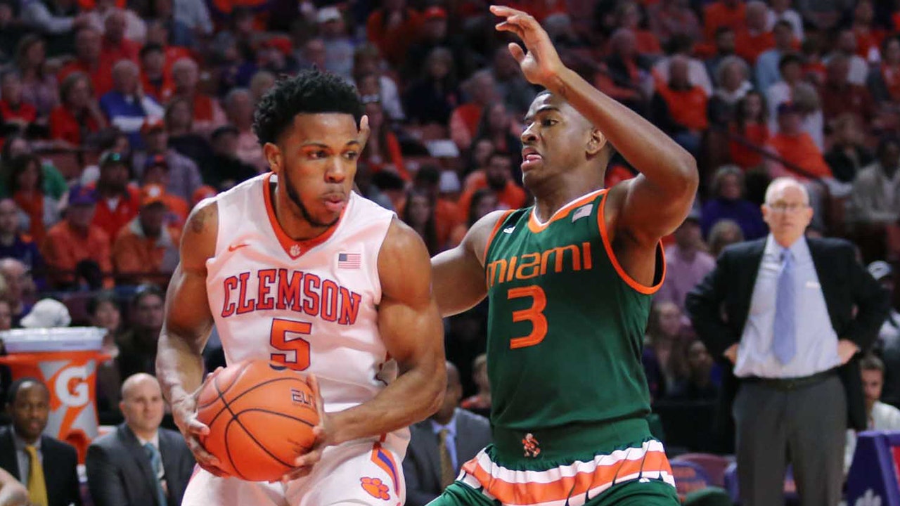 Clemson hands No. 8 Miami its second consecutive loss